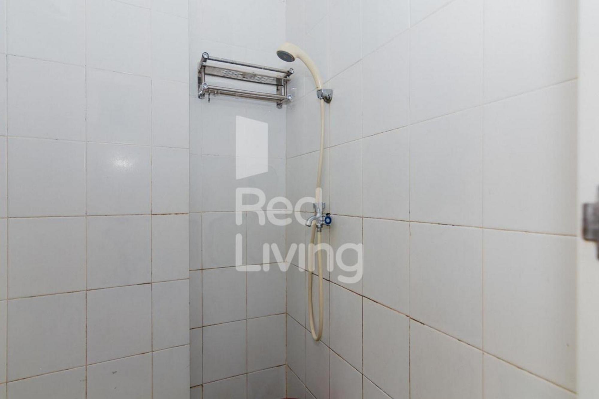 Redliving Apartemen Casablanca East Residence - Kayla Property Tower B Джакарта Номер фото